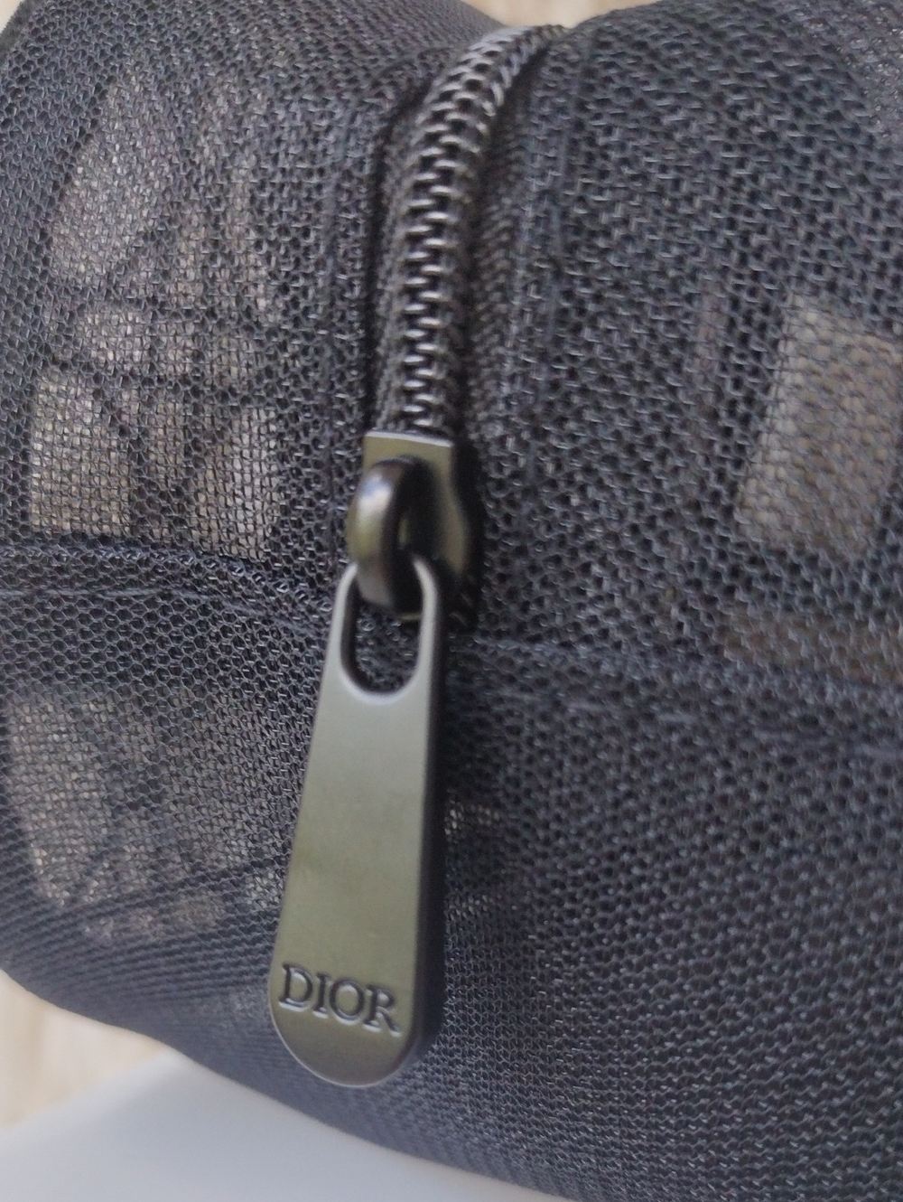 Dior Black Mesh Logo Pouch - Picture 5 of 12